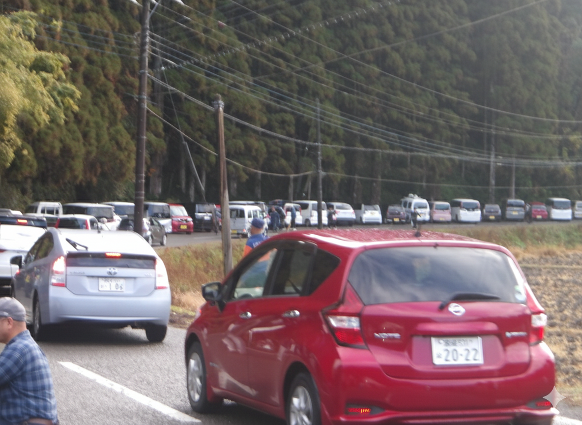 イベント開始直後の駐車場