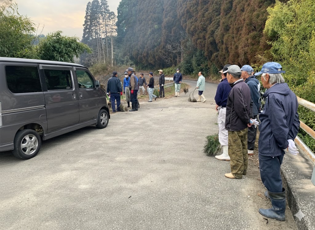 作業終了の確認（白岸圃場塚田橋袂）