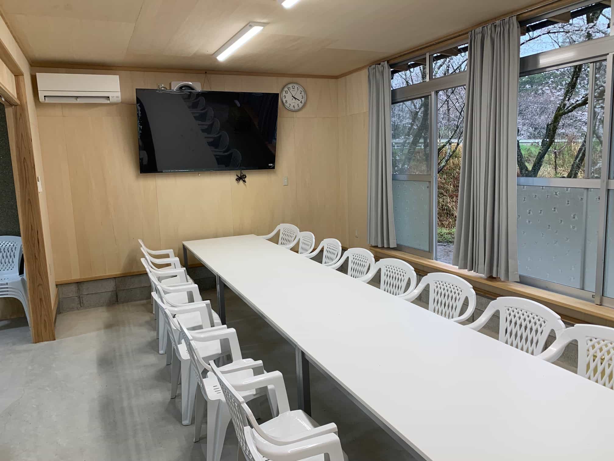 室内 窓側の眺め