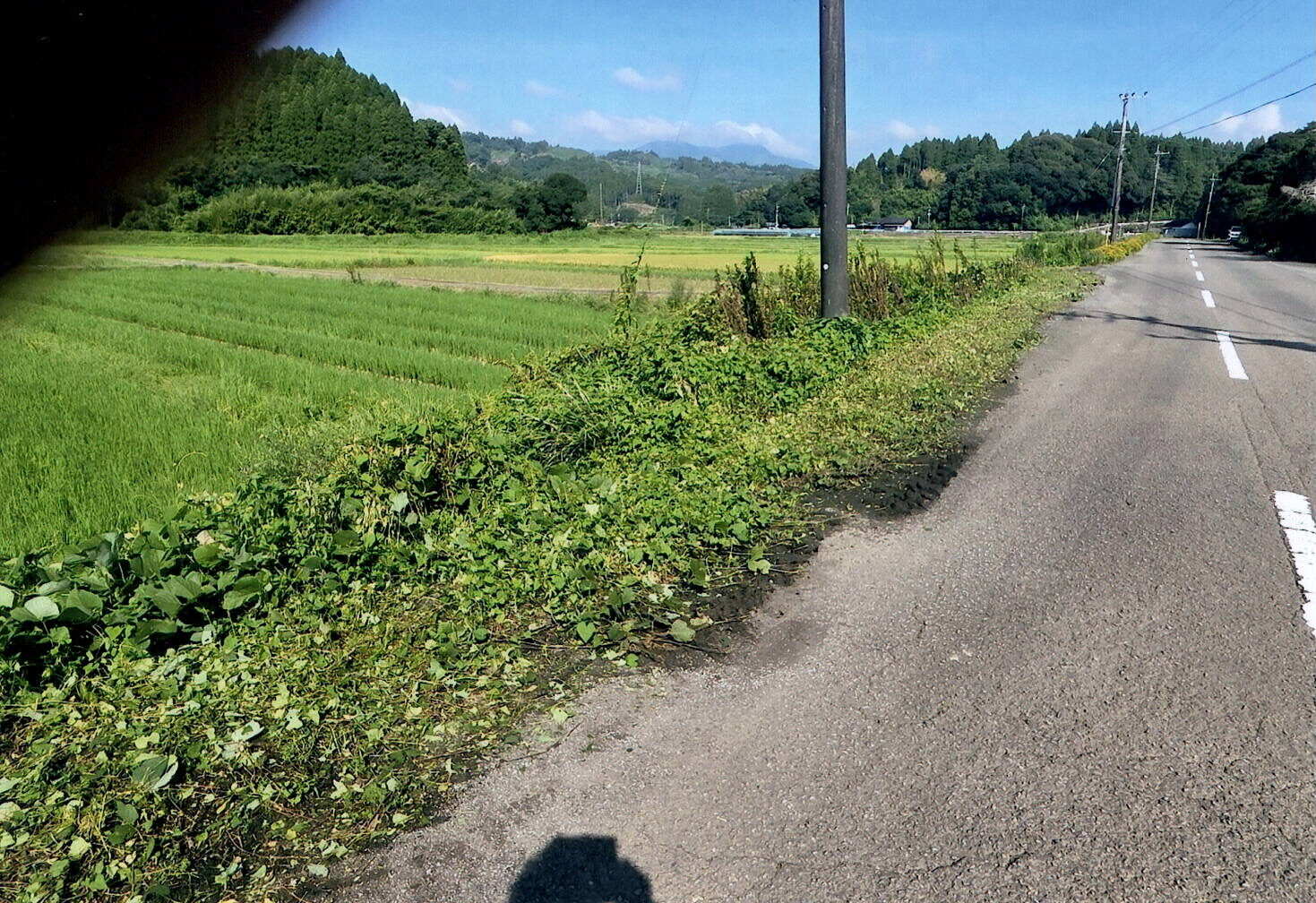 市道萩之嶺下塚田線の路側帯